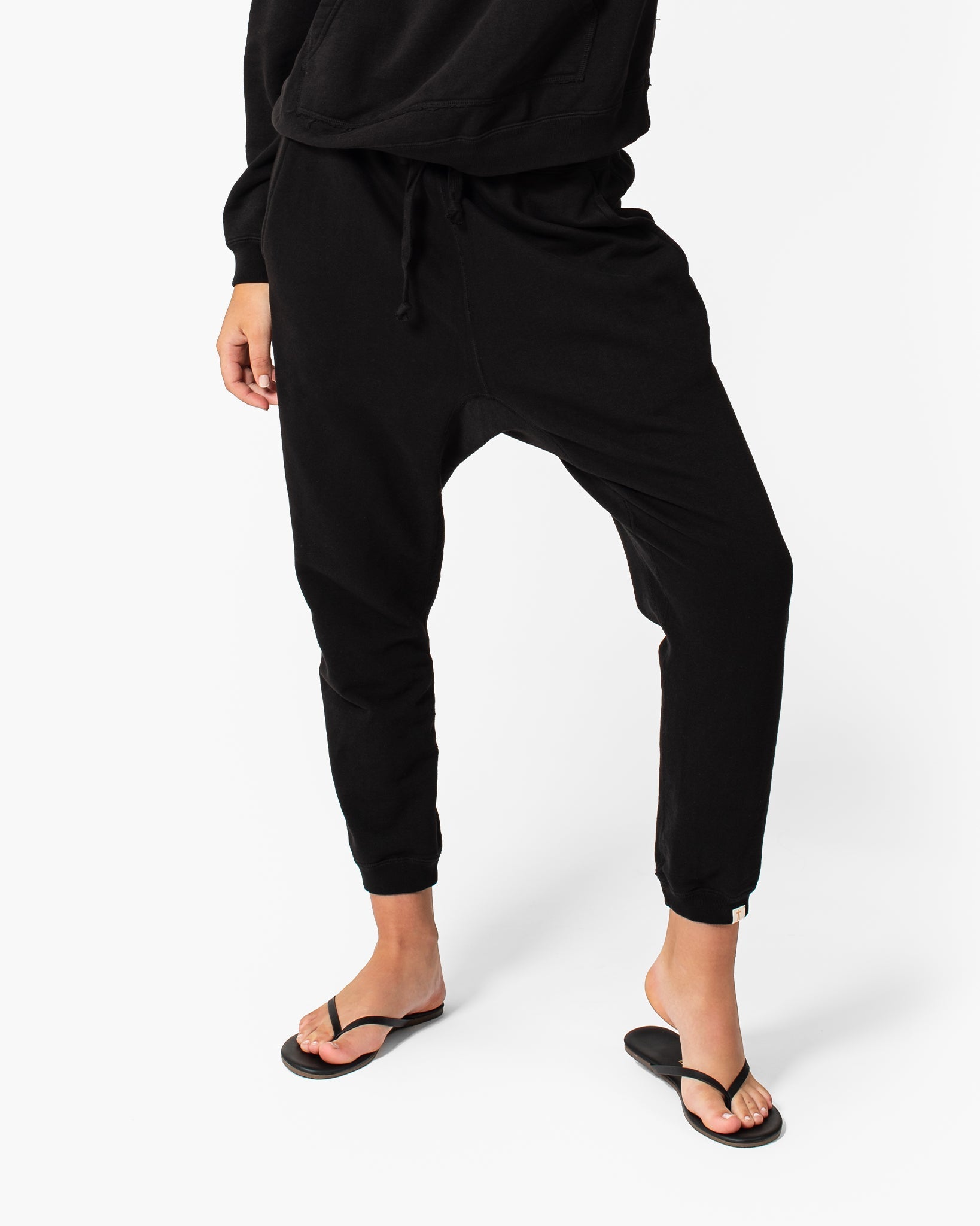 Black Women's TKEES Core Jogger | IGUSML890